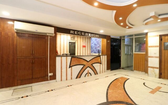OYO 27012 Hotel Sk Residency