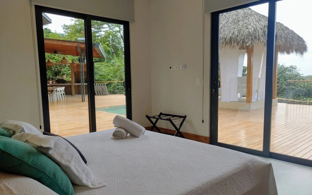 Ocean View Villa - Casana