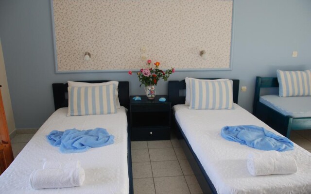 Kavos Psarou Studios and Apartments