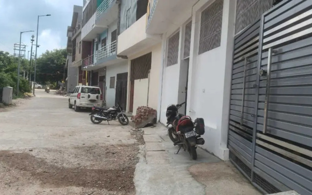 Sri Narayan Home Stay