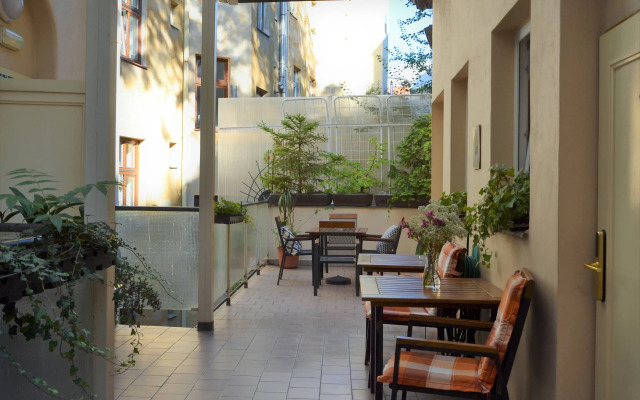 Hotel Ostaš