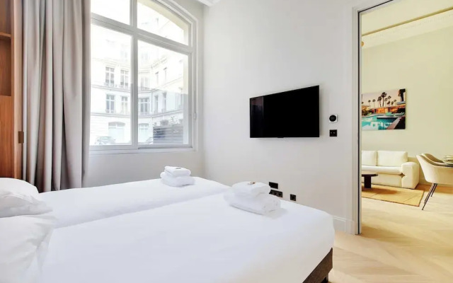 Sleek Apartment - 2bd/ 4P - Champs Elysees
