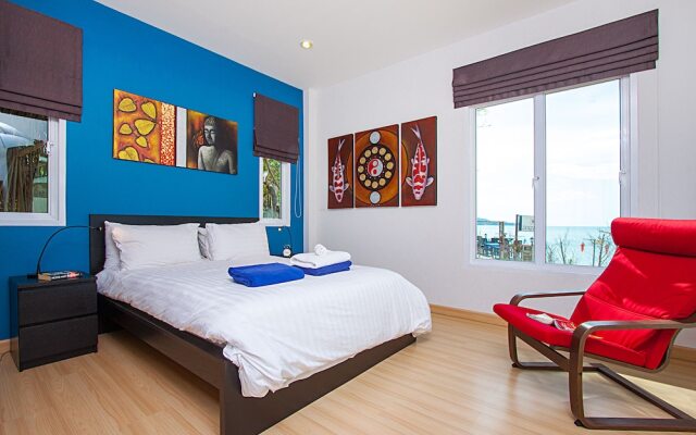 Interstellar Beachfront Villa A