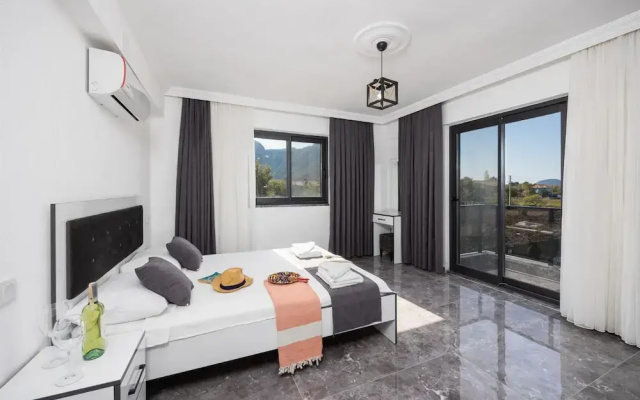 Villa Grand Yasar 4 With 4 Bedrooms and 4 Bathrooms