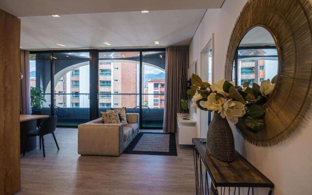 First Class Hotel