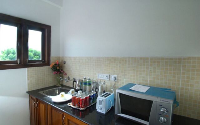 OYO 6110 Thalassa Suites