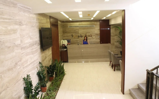 Raouche Rock Suites