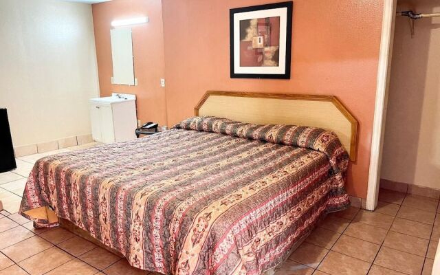 Relax Motel