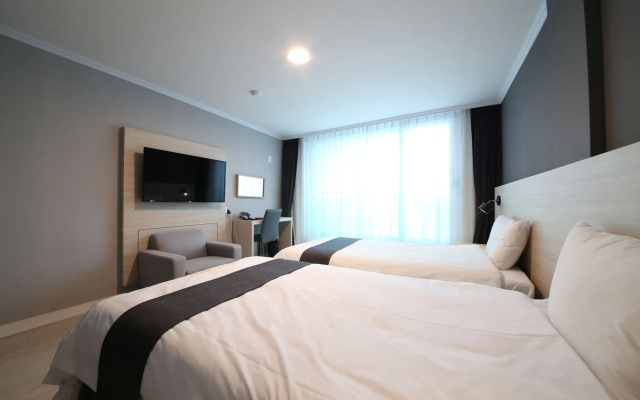 Gyeongpo Soo Hotel