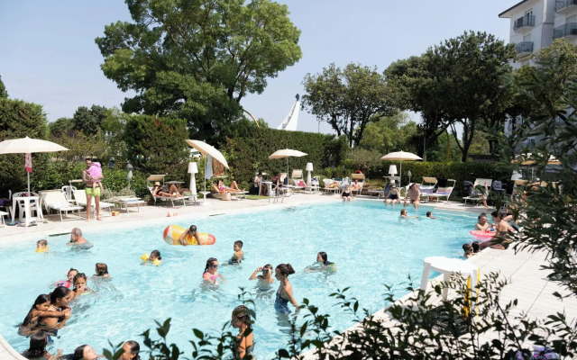 Family Hotel Alexander