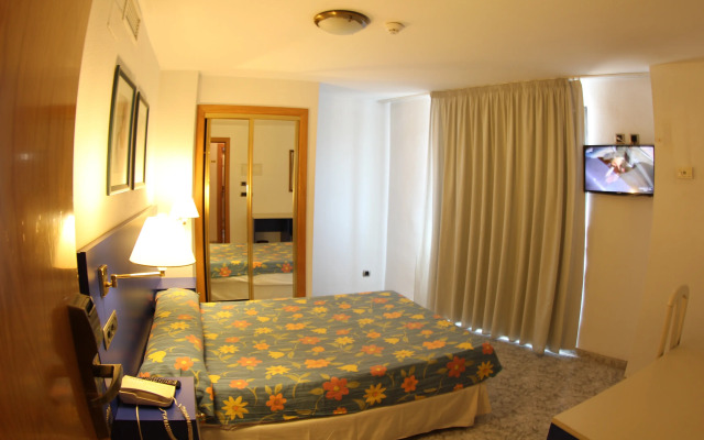 Hotel Marina Azul