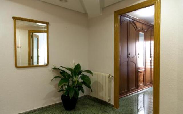 MD Vila Barbera Apartment Center