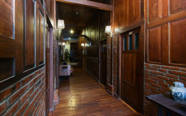 Airy Eco Gunungsari Mawar Putih Batu