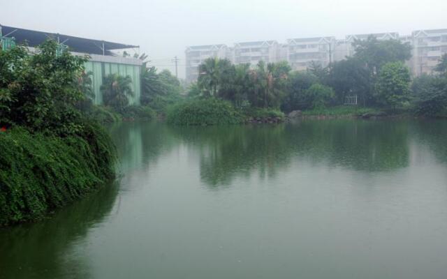 Tao Ran Ju New Contryside Golden Sunshine Eco-Hotel