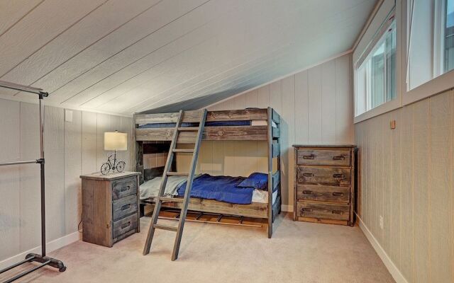 Knotty Pine Lodge - 4 Br Townhouse