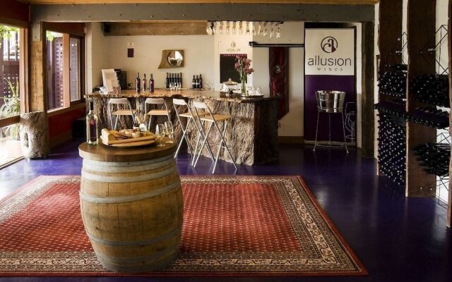 Allusion Wines Cottages