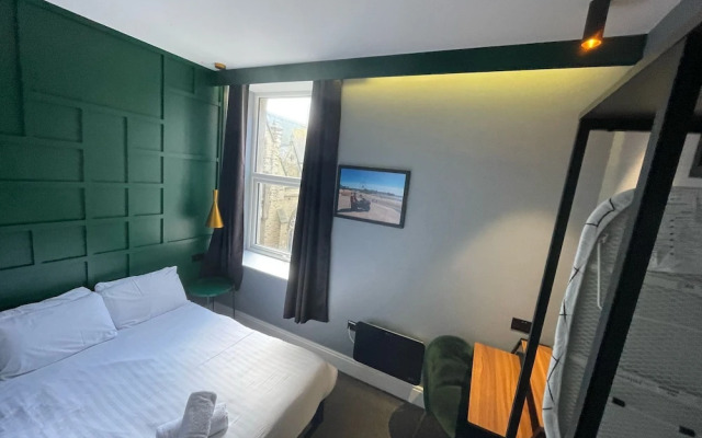 The Luxury Penthouse by Sasco Apartments