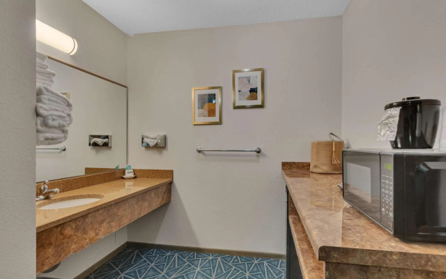 SureStay Hotel by Best Western Spicer