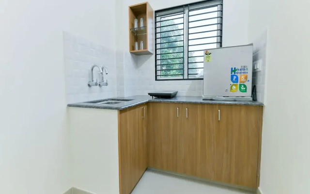 OYO 14879 Home Elegant 1BHK Kochi Airport