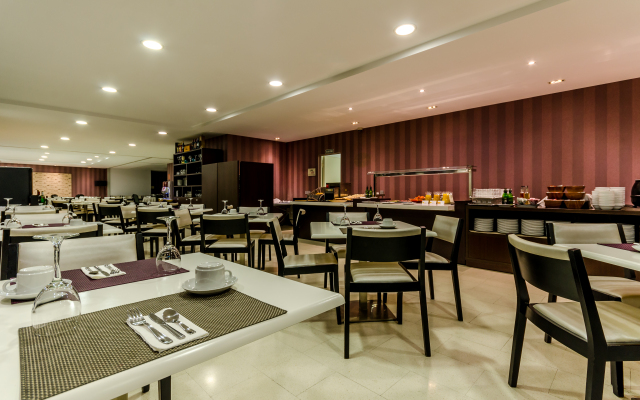 Hotel YIT Vía Sevilla Mairena
