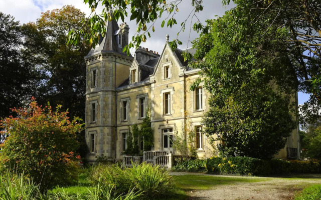 Semi-detached House, Benodet