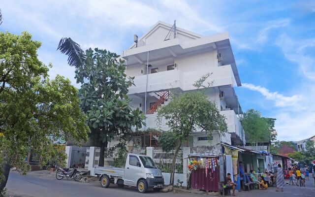 Hotel O Anggrek Homes Makassar