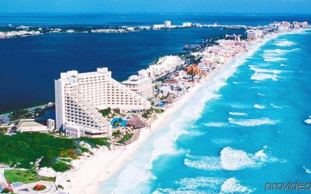 Riu Cancun - All Inclusive