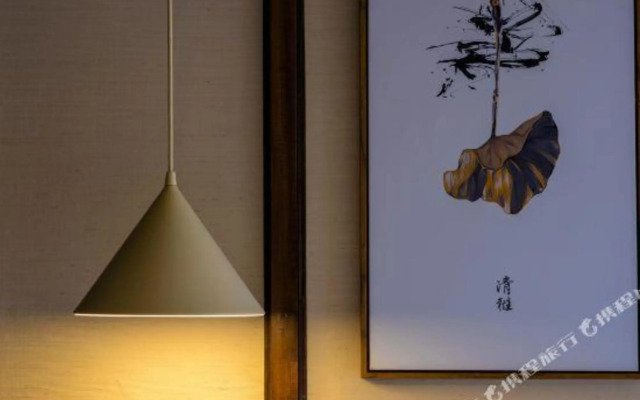 Jixiang Guanjing Inn (Lijiang Old Town Dashuiche Branch)