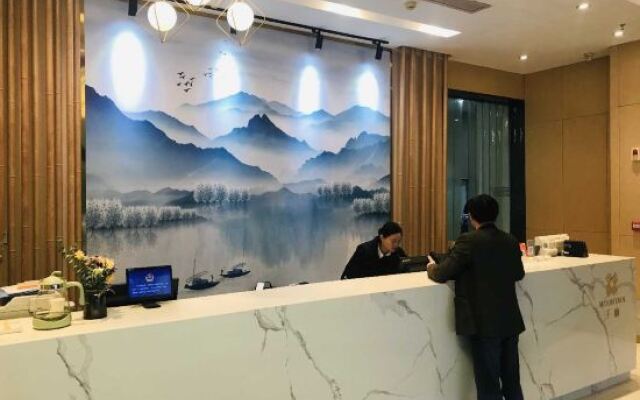 Super 8 Hotel
