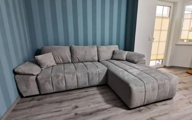 Seaman Modern Retreat