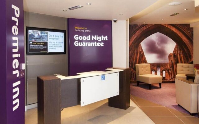 Premier Inn Glastonbury