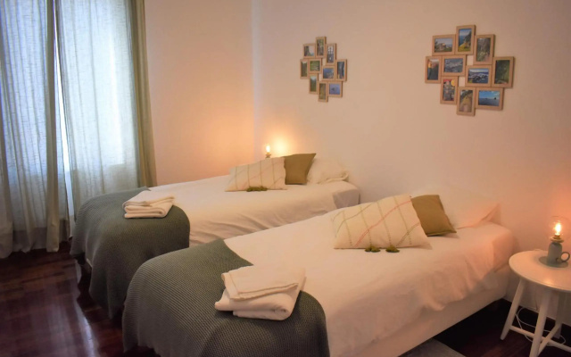 Madeira, 3 bedroom apartment with ocean views in Funchal