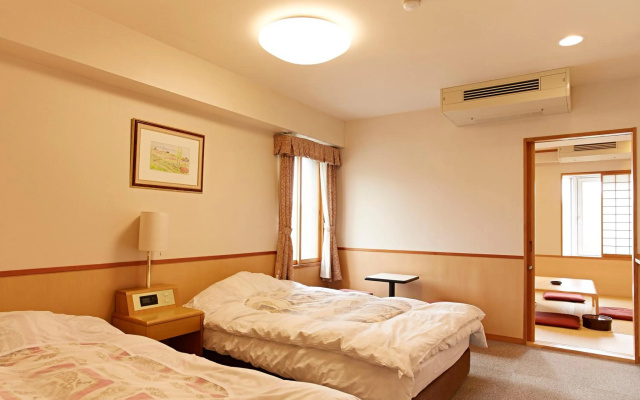 Shiga Lake Hotel – Guest Rooms – Yamanouchi