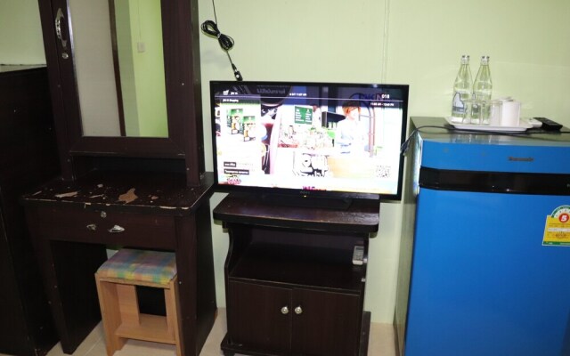 Tipsiri Place by OYO Rooms
