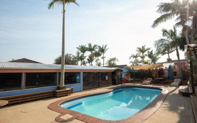 Ozzie Pozzie Backpackers