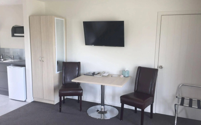 Rolleston Highway Motel