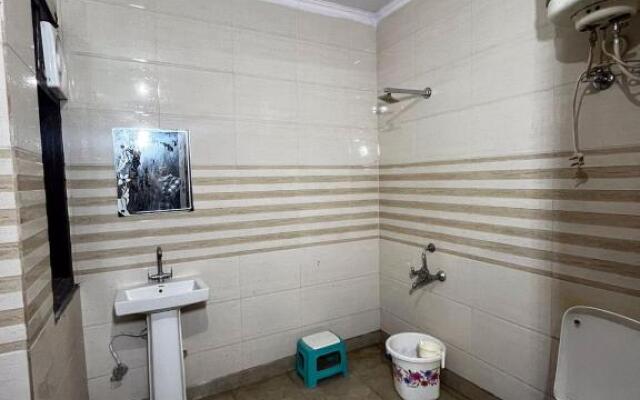 Royal Dwarka Inn