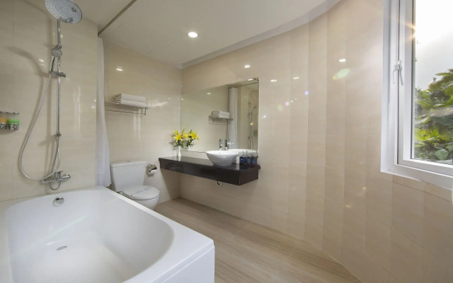 Hanoi Royal Palace Hotel 2