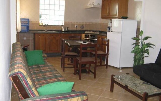 Residencia Quinta do Poço Guesthouse