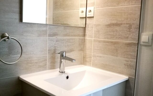 Studio in Les Mathes, With Furnished Balcony