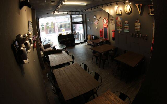 Time House Chain Hualien Train Station Hostel