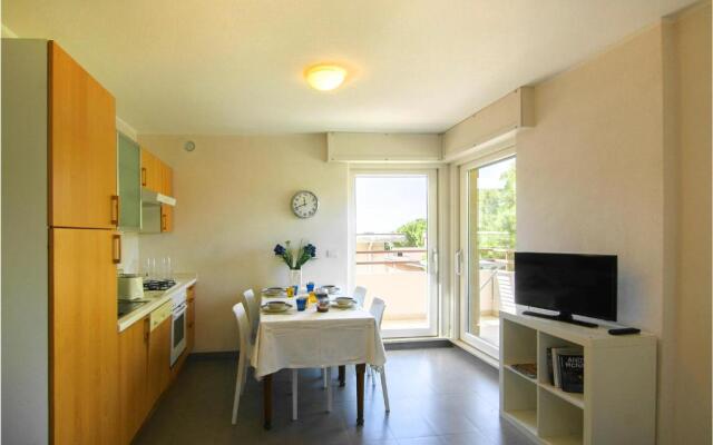 Nice apartment in Lavagna with 2 Bedrooms and WiFi