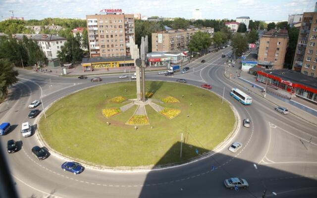 Cosmos on Oktyabrsky