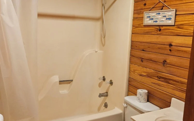 Riverview Cabins