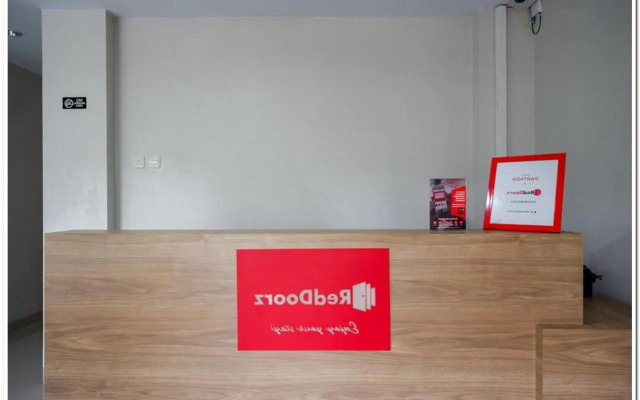 Kurnia Guest House by RedDoorz