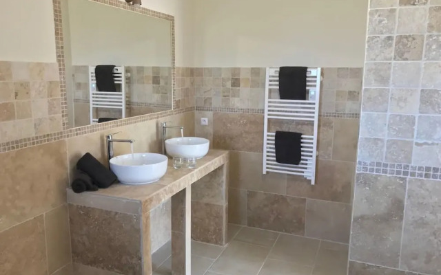 Villa in Le Plan-de-la-tour With Pool