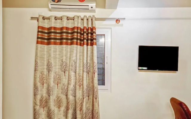 OYO 19524 Maruthi Home Stays 2