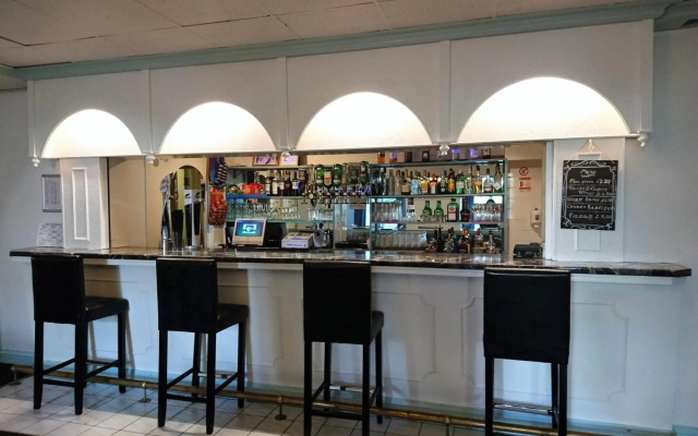 Sarum Hotel