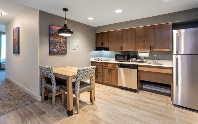 Homewood Suites by Hilton Albuquerque Downtown