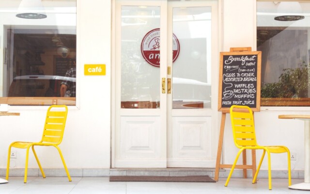 Bloomrooms @ Link Road